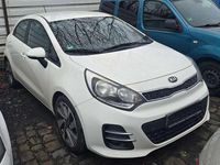 Gebraucht Kia Rio Edition 7 84 PS (61 kW) 2016 Weiß Limousine