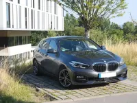Gebraucht BMW 118 Sport Line 150 PS (110 kW) 2021 Grau Limousine