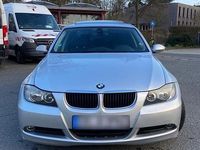 Gebraucht BMW 318 143 PS (105 kW) 2007 Grau Limousine