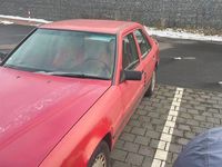 Gebraucht Mercedes E200 118 PS (86 kW) 1987 Rot Limousine