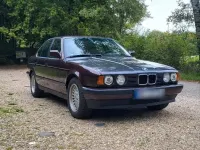 Gebraucht BMW 520 150 PS (110 kW) 1991 Rot Limousine