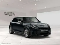 Gebraucht Mini Cooper SE Classic 135 kW (184 PS) 2023 Mini yours enigmatic black Kleinwagen