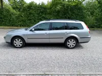 Gebraucht Ford Mondeo 130 PS (95 kW) 2004 Silber Kombi