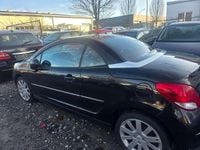 Gebraucht Peugeot 207 CC Sport 120 PS (88 kW) 2012 Schwarz metallic Cabrio