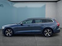 Gebraucht Volvo V60 Core 163 PS (119 kW) 2024 Blau Kombi