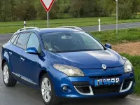 Gebraucht Renault Mégane III 131 PS (96 kW) 2010 Blau Limousine