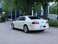 Gebraucht VW Phaeton 239 PS (175 kW) 2009 Weiß Limousine