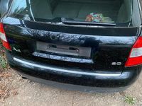 Gebraucht Audi A4 131 PS (96 kW) 2002 Schwarz Kombi