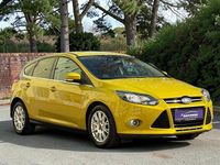 Gebraucht Ford Focus Titanium 150 PS (110 kW) 2012 Gelb Limousine