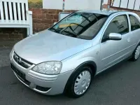 Usata Opel Corsa 81 CV (59 kW) 2006 Argento Utilitaria