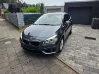 Gebraucht BMW 220 Advantage 192 PS (141 kW) 2017 Mineralgrau metallic Van / Kleinbus