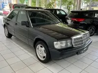 Gebraucht Mercedes 190 94 PS (69 kW) 1991 Schwarz Limousine