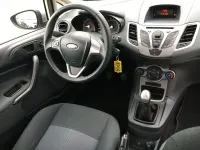Gebraucht Ford Fiesta Trend 82 PS (60 kW) 2011 Silber Limousine