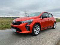 Gebraucht Renault Clio V Evolution 143 PS (105 kW) 2025 Orange Kleinwagen