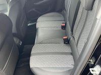 Gebraucht Peugeot 2008 Allure 131 PS (96 kW) 2024 Grau SUV