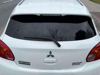 Gebraucht Mitsubishi Space Star Top 80 PS (58 kW) 2014 Weiß Van / Kleinbus