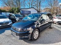 Gebraucht VW Touran Highline 150 PS (110 kW) 2023 Schwarz Van / Kleinbus