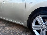 Gebraucht Toyota Auris 180 PS (132 kW) 2008 Silber Kleinwagen