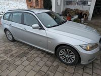Gebraucht BMW 318 143 PS (105 kW) 2010 Silber Kombi