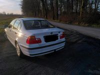 Gebraucht BMW 320 136 PS (100 kW) 2000 Weiß Limousine