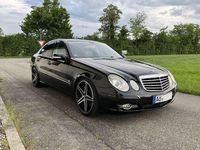 Gebraucht Mercedes E500 Avantgarde 387 PS (284 kW) 2007 Schwarz Limousine