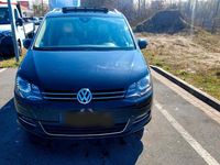 Second-hand VW Sharan Highline 170 CP (125 kW) 2012 Negru Monovolum