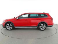 Gebraucht VW Passat Alltrack 200 PS (147 kW) 2023 Rot Kombi