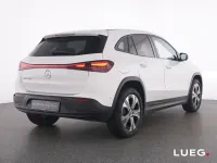Gebraucht Mercedes EQA250+ Night 139 kW (190 PS) 2025 Weiß SUV