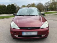Gebraucht Ford Focus Ambiente 75 PS (55 kW) 1999 Rot Kleinwagen