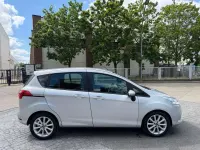 Gebraucht Ford B-MAX Trend 105 PS (77 kW) 2017 Polarsilber metallic Van / Kleinbus