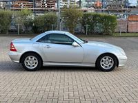 Second-hand Mercedes SLK200 163 CP (119 kW) 2004 Gri Cabrio