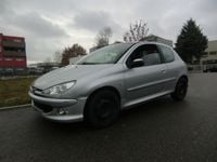 Gebraucht Peugeot 206 Quiksilver 109 PS (80 kW) 2005 Silber metallic Kleinwagen
