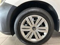 Gebraucht VW Caddy 122 PS (89 kW) 2022 Candyweiß Van / Kleinbus