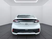 Gebraucht Hyundai Ioniq Premium 105 PS (77 kW) 2019 Weiß Kleinwagen
