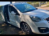 Gebraucht Peugeot Partner 99 PS (72 kW) 2017 Weiß Van / Kleinbus