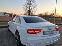 Second-hand Audi A8 410 CP (301 kW) 2011 Alb Berlinǎ
