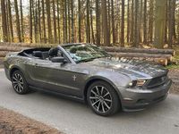 Gebraucht Ford Mustang 210 PS (154 kW) 2010 Grau Cabrio
