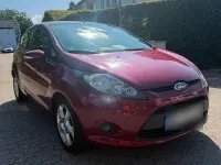 Gebraucht Ford Fiesta 96 PS (70 kW) 2009 Rot Kleinwagen