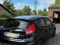 Gebraucht Ford Fiesta Trend 82 PS (60 kW) 2011 Schwarz Limousine