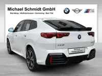 Neu BMW iX2 M Sport 150 kW (204 PS) 2026 Alpinweiss iii SUV