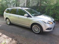 Usata Ford Focus 108 CV (79 kW) 2010 Argento Station wagon