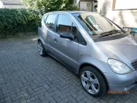 Gebraucht Mercedes A160 Classic 102 PS (75 kW) 1998 Silber Kleinwagen