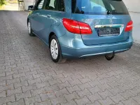 Gebraucht Mercedes B200 Edition 156 PS (114 kW) 2012 Blau Kleinwagen