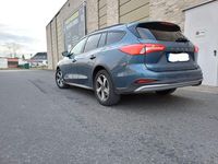 Usata Ford Focus Active 155 CV (114 kW) 2020 Blu Station wagon
