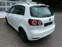 Gebraucht VW Golf VI 105 PS (77 kW) 2011 Weiß Kleinwagen