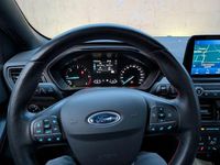 Gebraucht Ford Focus ST-Line 150 PS (110 kW) 2019 Blau Limousine