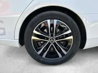 Gebraucht Mercedes A200 Progressive 163 PS (119 kW) 2026 Weiß Limousine