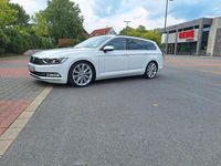 Gebraucht VW Passat 150 PS (110 kW) 2018 Weiß Kombi
