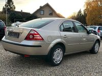 Gebraucht Ford Mondeo 125 PS (91 kW) 2006 Beige Limousine