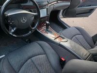 Gebraucht Mercedes E220 150 PS (110 kW) 2002 Silber Limousine
